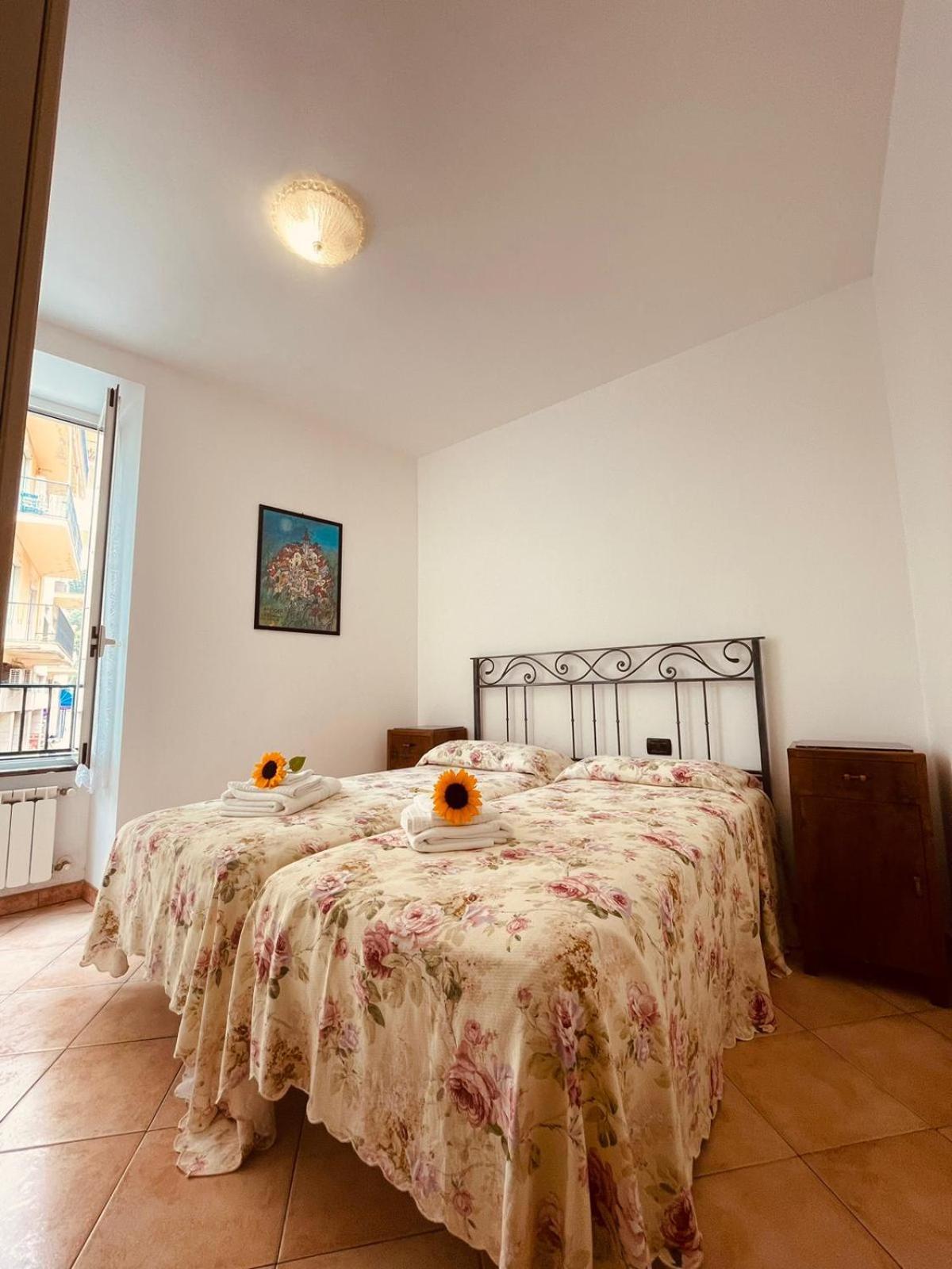 Hotel Dora Levanto Buitenkant foto